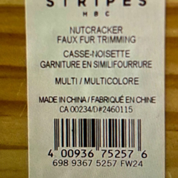 Rare HBC Stripes 18-Inch Bear Nutcracker – wooden, hand-painted. See pics. - Picture 3 of 7